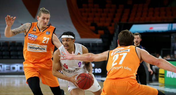 更像是全西 更像是全西